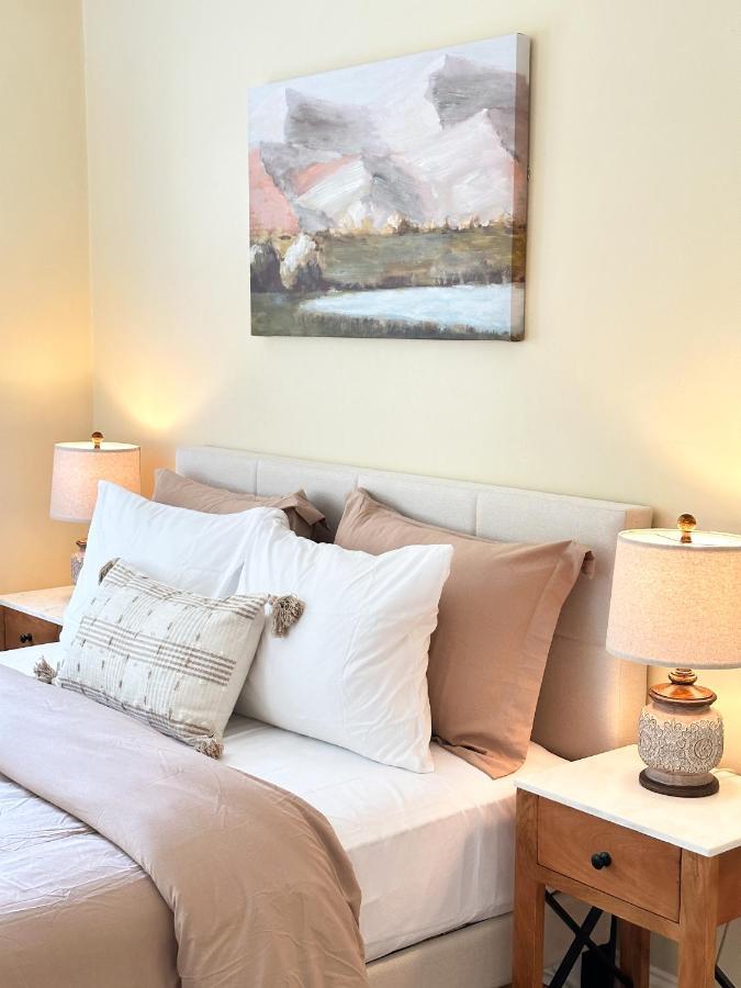 7 Mins Drive To Yale, Large Fenced Yard Villa New Haven Eksteriør billede